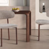 Chaise 'Coco' Noyer - Tissu Fabb Raven 30 Sable
