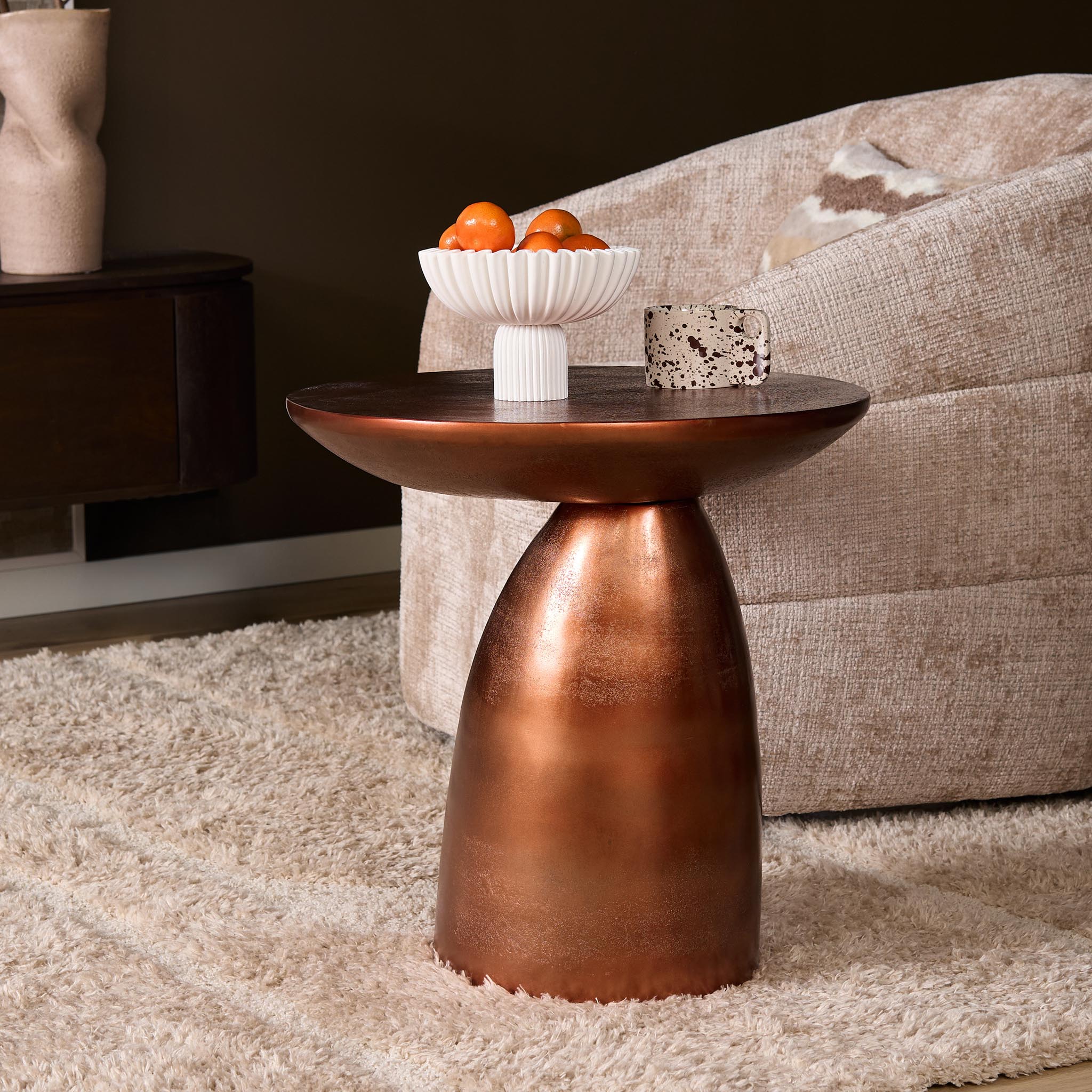 Table d’appoint Jarah en aluminium doré – 55 cm