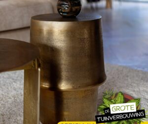 Alternative view of Table d’appoint Glamor en aluminium doré – 30 cm