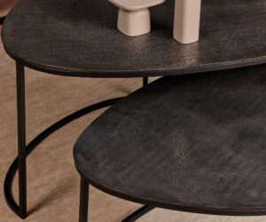 Alternative view of Set de tables basses Lana en aluminium noir – 65 cm