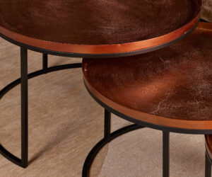 Alternative view of Set de tables basses Clive en aluminium cuivre – 70 cm