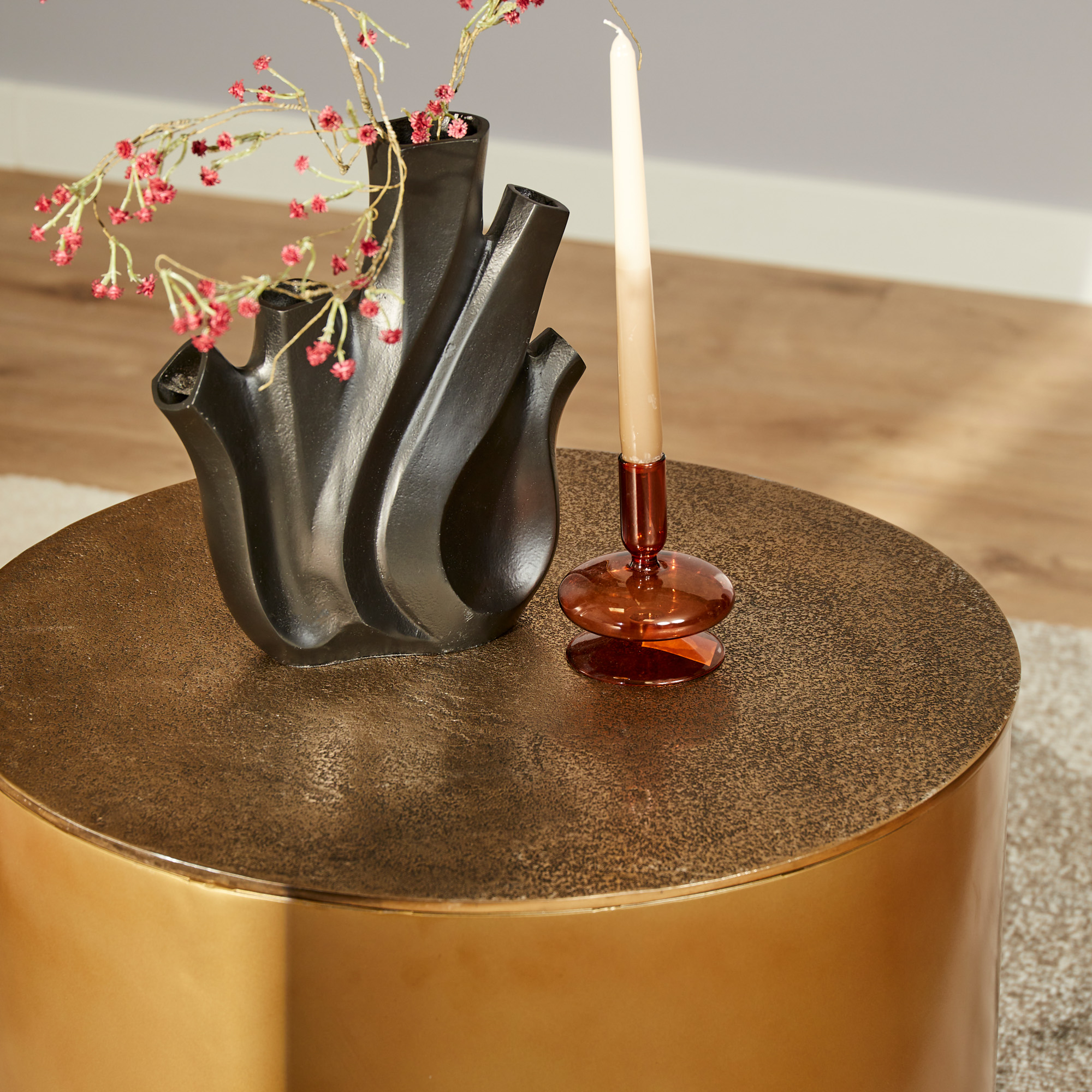 Table basse Fiore en aluminium doré – 60 cm – Image 2