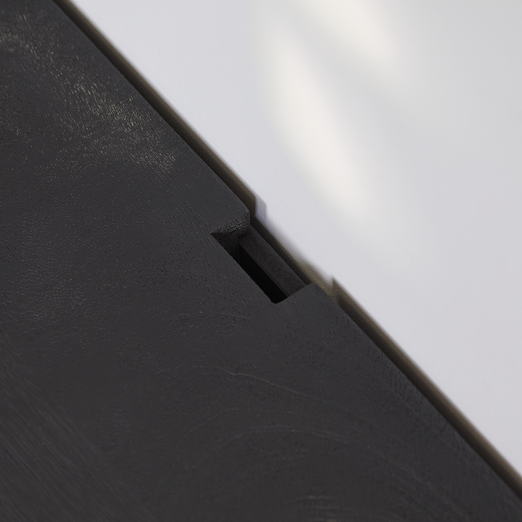 Meuble TV suspendu Vison en bois de manguier noir – 120 cm – Image 3