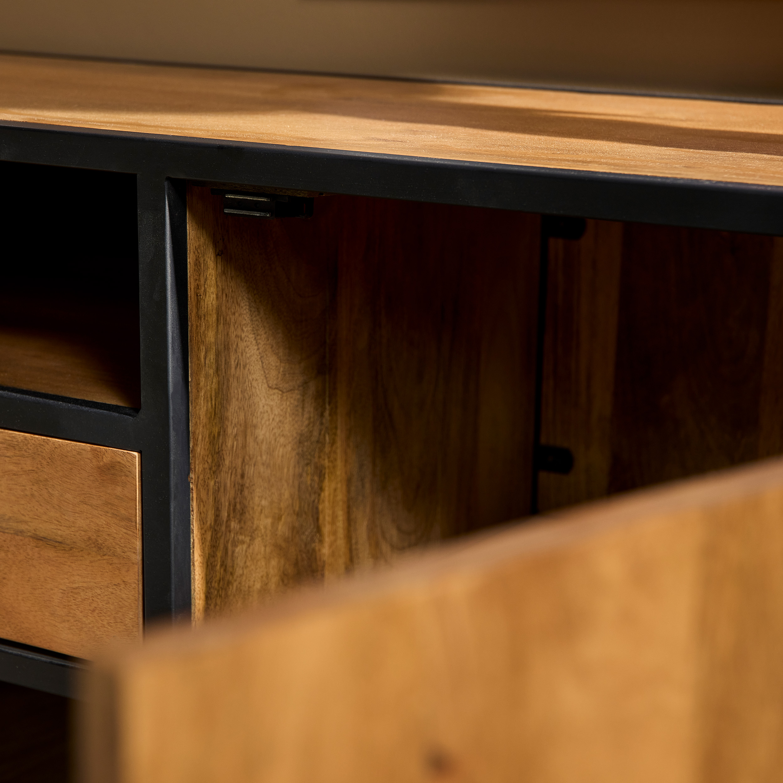 Table à manger ronde Denver en bois de manguier naturel – 140 cm – Image 2
