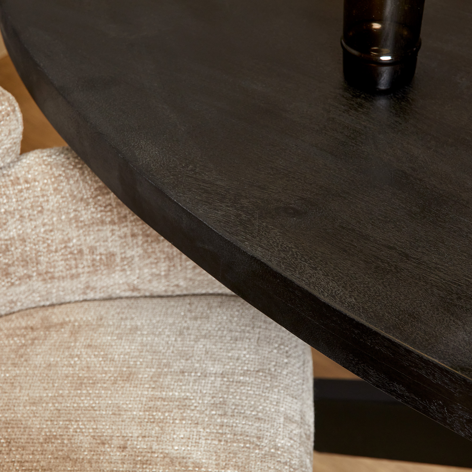 Table à manger ovale Denver en bois de manguier noir – 180 cm – Image 3