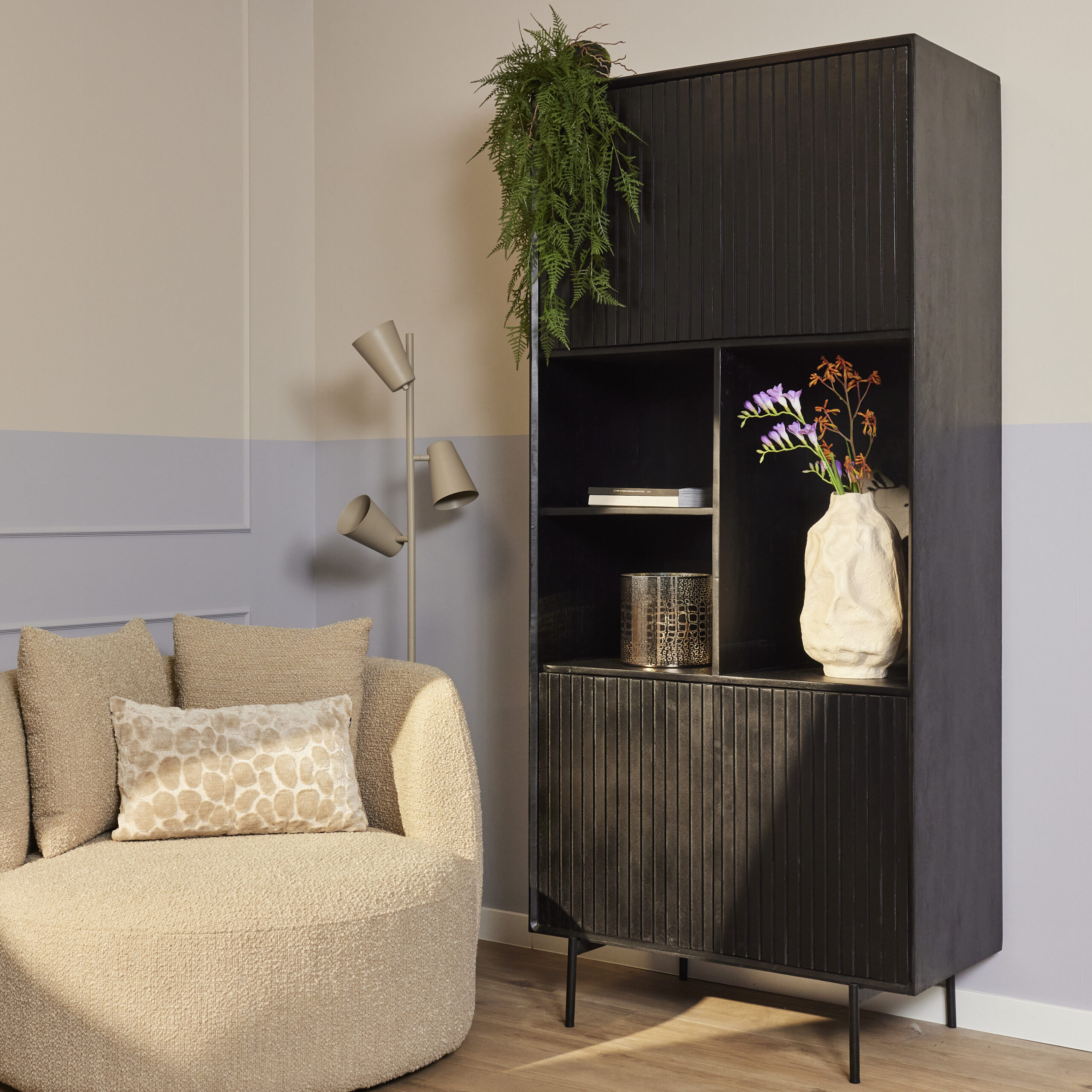Bibliothèque à compartiments Madison en bois de manguier noir – 90 cm