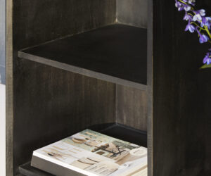 Alternative view of Bibliothèque à compartiments Madison XXL en bois de manguier noir – 135 cm